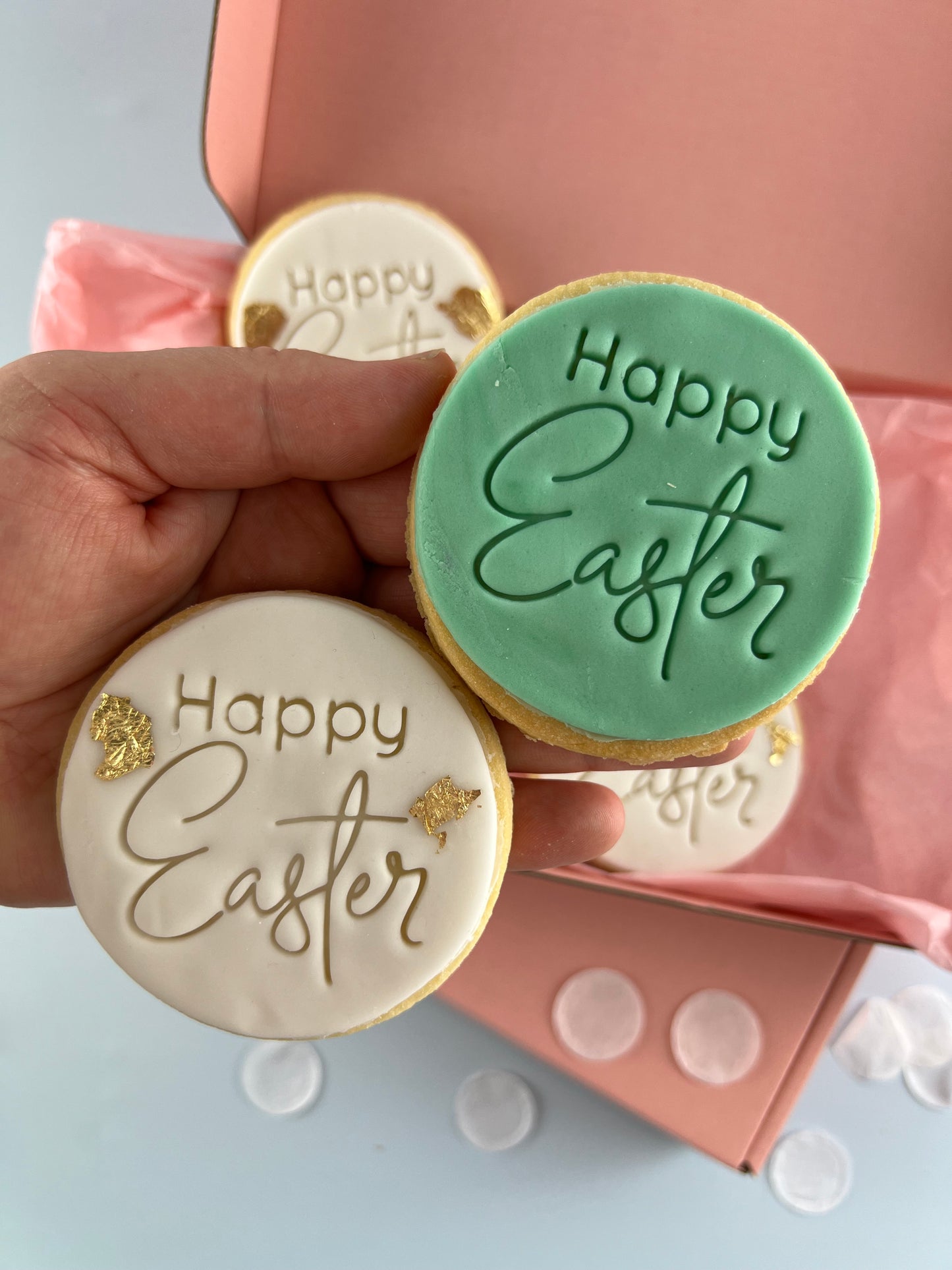 Classic Happy Easter Round Cookies