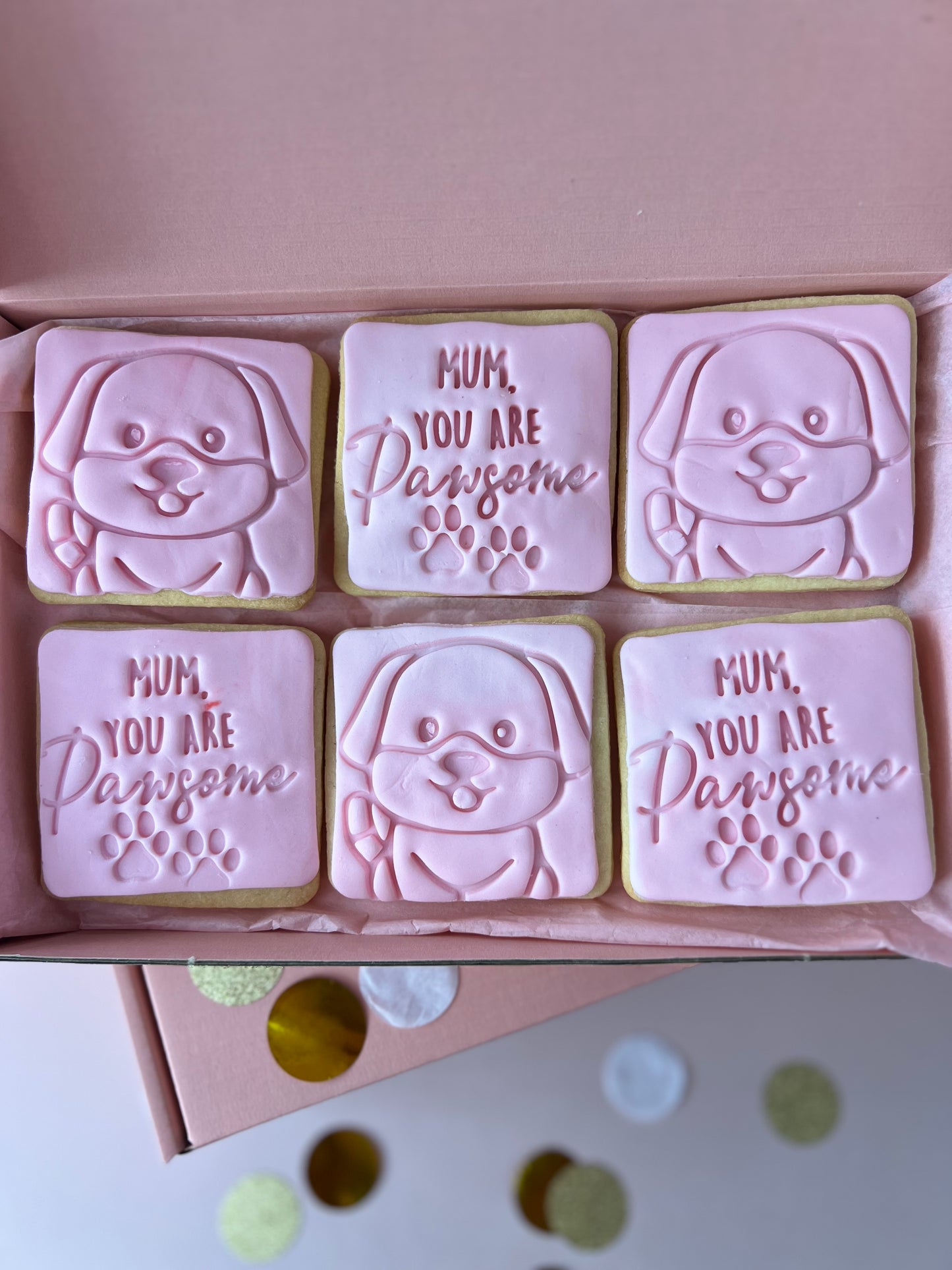 Mum You Are Pawsome' Dog Sugar Cookie Gift Box