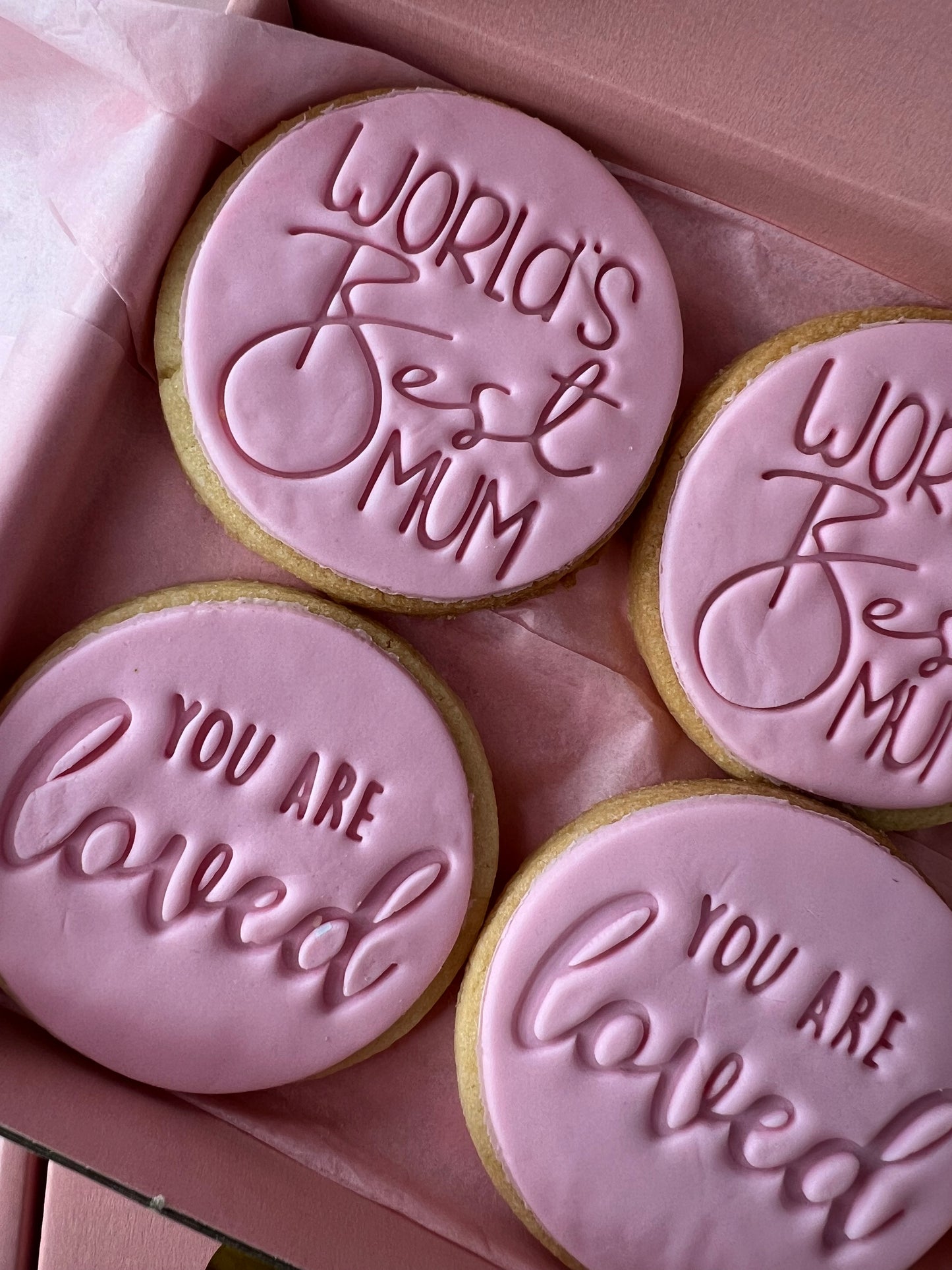 World's Best Mum Round Sugar Cookie Gift Box